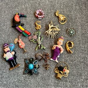 Lot Of 15 Vintage-Modern Brooches/Pins Enamel, Floral, Animal, Turquoise- S